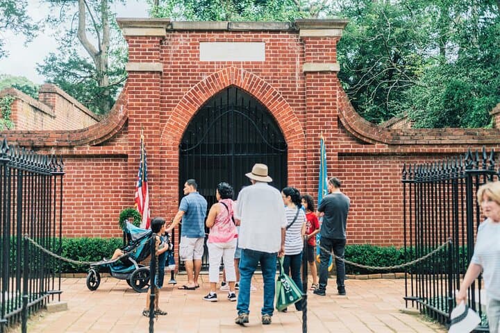 Half-Day Mount Vernon & Old Town Alexandria Tour from Washington DC — Visit George Washington's Estate photo 3