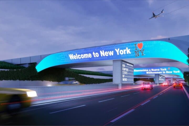 Private Roundtrip NYC Airport Transfer — Seamless Ride to Manhattan Hotels photo 3