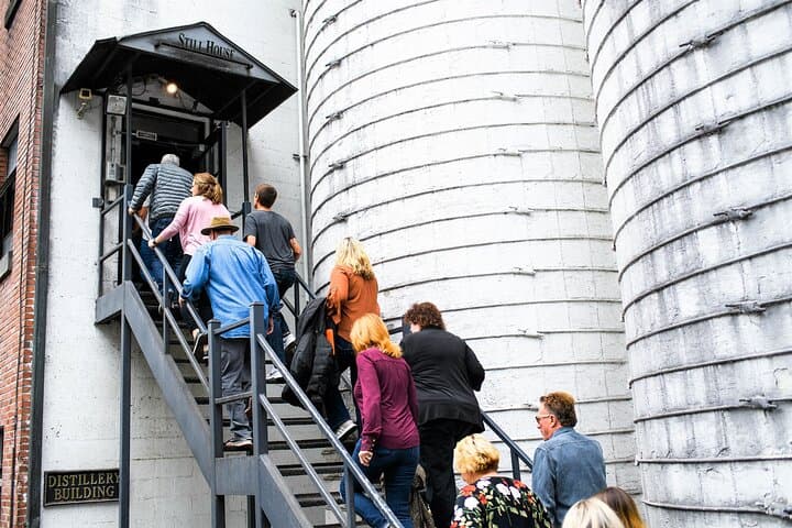 Nashville to Jack Daniel's Distillery: Day Trip with Whiskey Tastings photo 4