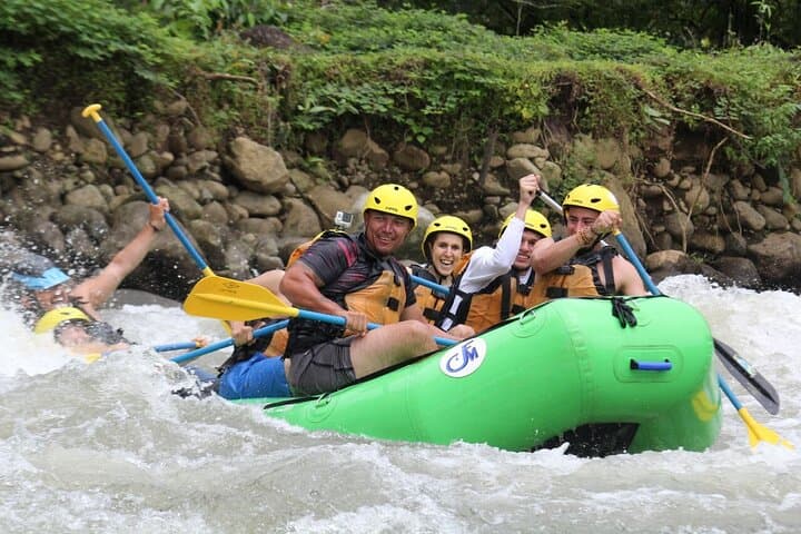 Full-Day Balsa River Rafting and Canopy Zipline from San José with Organic Lunch photo 3