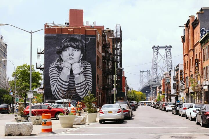 Williamsburg Street Art Puzzle Quest: Self-Guided Mural Tour in Brooklyn