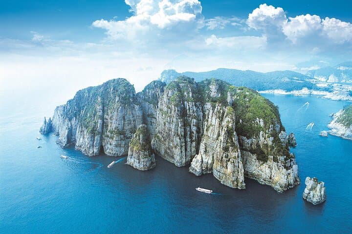 Hallyeohaesang Day Trip: Oedo Botania, Haegeumgang & Mt. Noja Cable Car