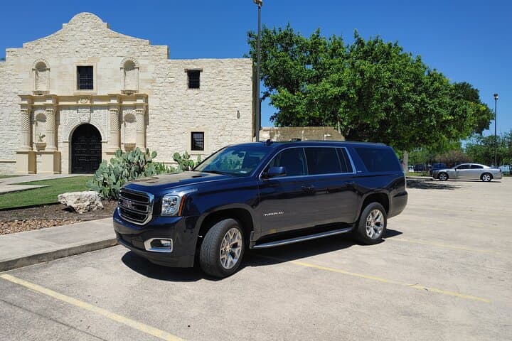 San Antonio Black Car & SUV Private Transfer — Premium Chauffeur Service photo 5