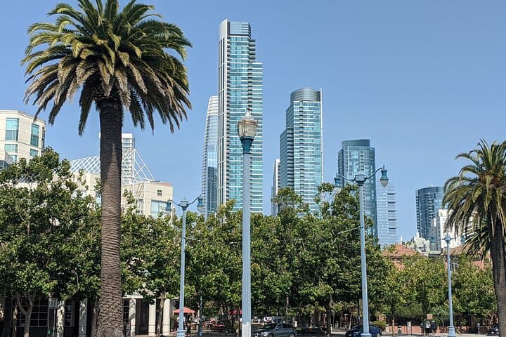 Self-Guided Embarcadero Scavenger Hunt: San Francisco Waterfront Walking Game photo 3
