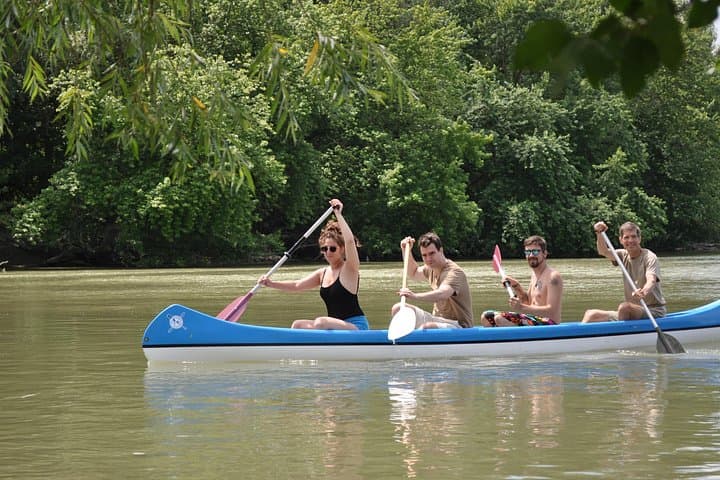 Paddle the Northern Danube: Budapest Canoe Trip to Szentendre Island photo 2