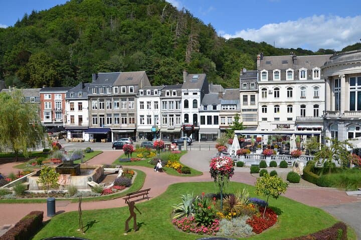 Self-Guided e-Scavenger Hunt in Spa, Belgium: Discover Springs, Squares & Stories photo 2