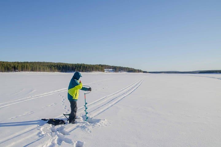 First Ice Fishing Experience in Rovaniemi — Guided Beginner Ice-Fishing Tour photo 2