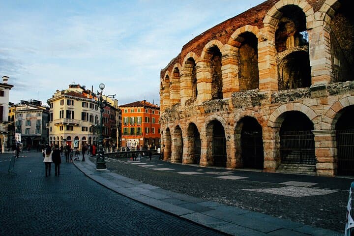 Rome Empress Mystery: Self-Guided Ancient Rome Walking Game