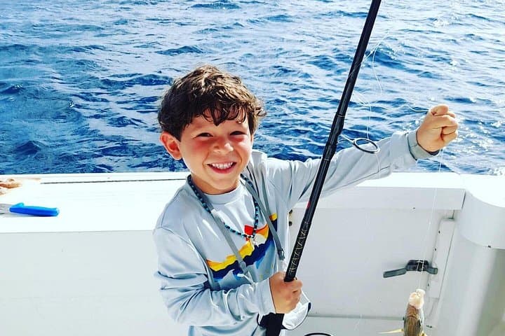 Private Bahamas Half-Day Fishing Charter from Nassau (32ft Luhrs) photo 4