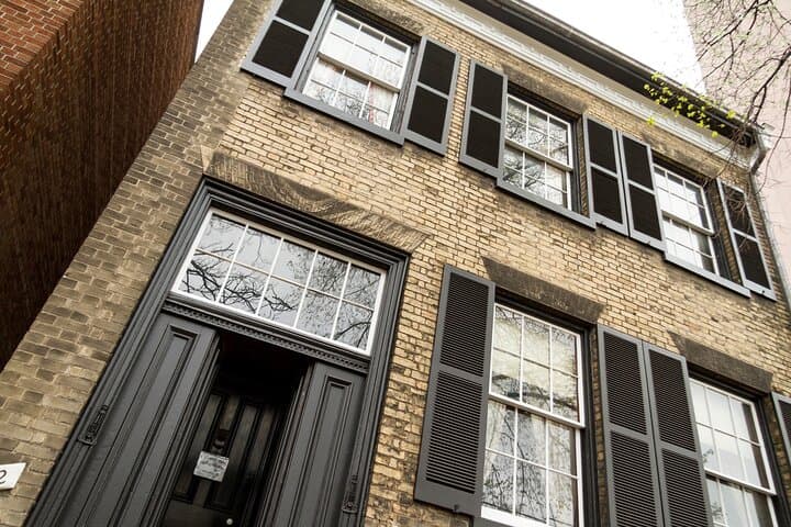 Toronto Original Haunted Walk: 75-Minute Ghost Tour of Old Town photo 4