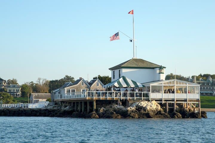 Exploring Narragansett Bay: A Scenic Lighthouse Cruise from Newport with Mimosas photo 5