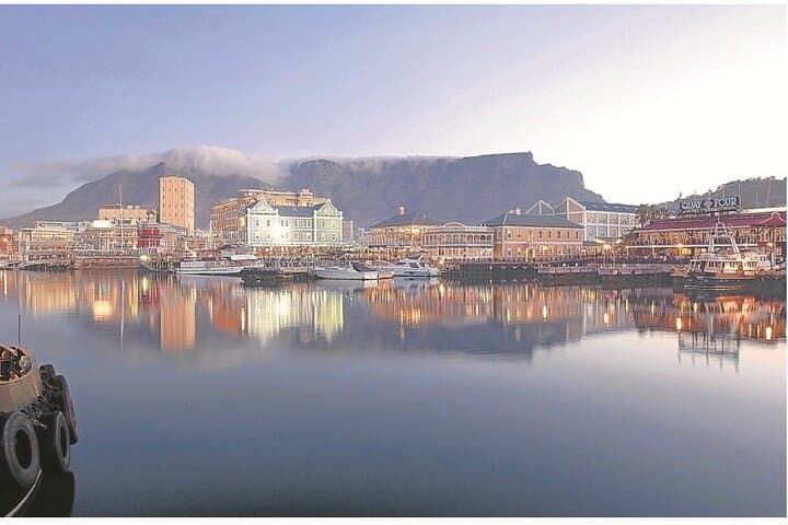 Full-Day Table Mountain & Cape Town City Center Guided Tour photo 2