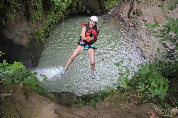 Gravity Falls Waterfall Jumping Canyoning: La Fortuna Extreme Canyoning Adventure