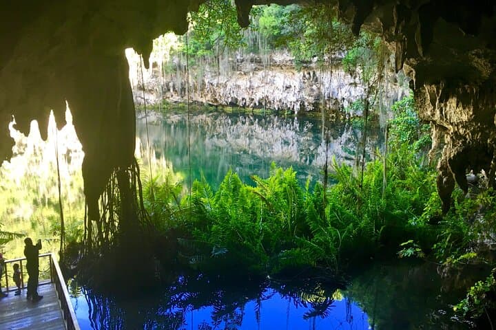 Los Tres Ojos and Santo Domingo Botanical Garden: Cave Lakes, Underground Rivers & a Zen Garden