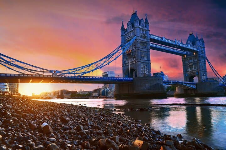 London Hidden Gems Scavenger Hunt — Self-Guided 1-Day Travel Game photo 3