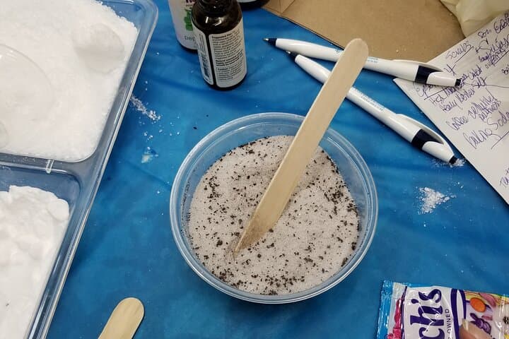 Make Your Own Sugar or Salt Scrub — Montclair DIY Skincare Workshop photo 6
