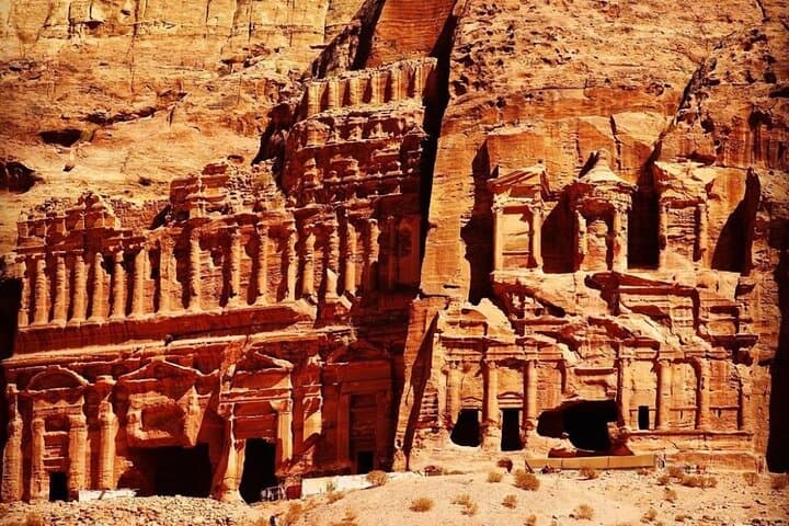 7-Day Luxury Jordan Land Cruiser Tour: Petra, Wadi Rum & Dead Sea photo 5