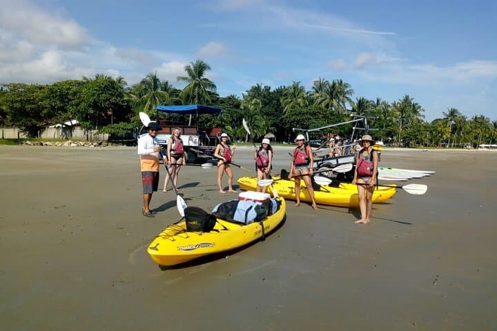 Playa Samara Ocean Kayak and Snorkeling: Paddle to Isla Chora for Snorkeling photo 2