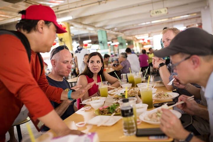 Singapore Chinatown Hawker Food Walking Tour (Private) photo 6
