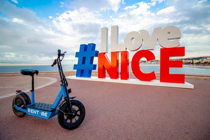 Explore Nice by Electric Bike and Scooter: Promenade to Old Town on Two Wheels