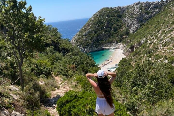 Speedboat to Grama Bay: Full-Day Karaburun Coast Adventure from Vlora photo 2