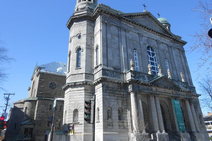 Montreal Scavenger Hunt: Self-Guided Walking Tour Through Downtown, Plateau & Quartier des Spectacles photo 5