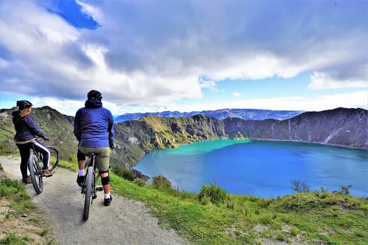 4-Day Ecuador Bikepacking from Quito — Quilotoa to Cotopaxi photo 2