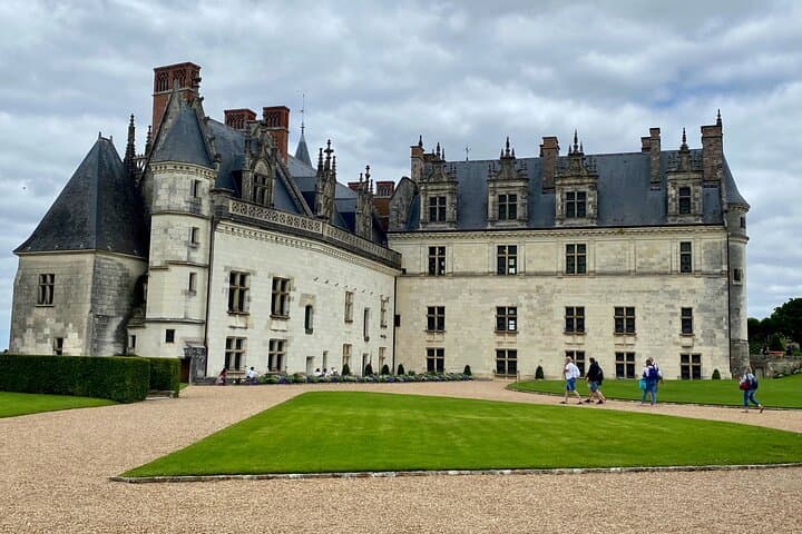 3-Day Loire Valley Castles & Wine Tasting Private Tour from Paris photo 4