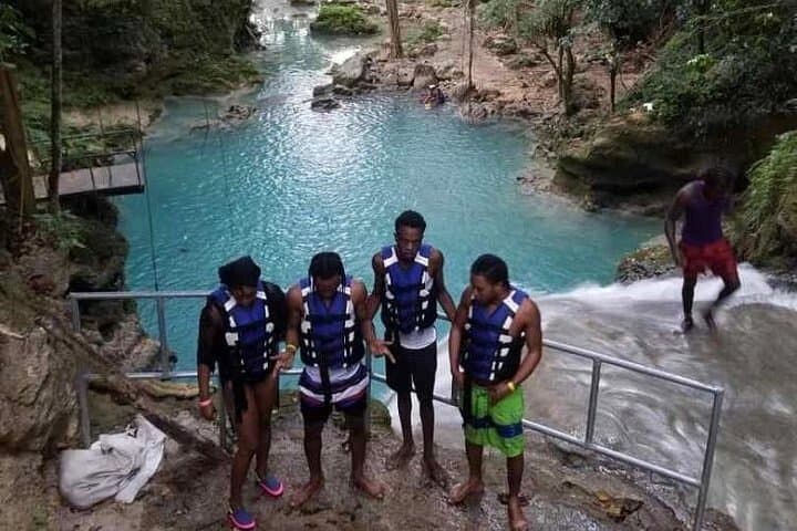 Blue Hole & Secret Falls Private Tour — Ocho Rios Waterfall Adventure photo 4