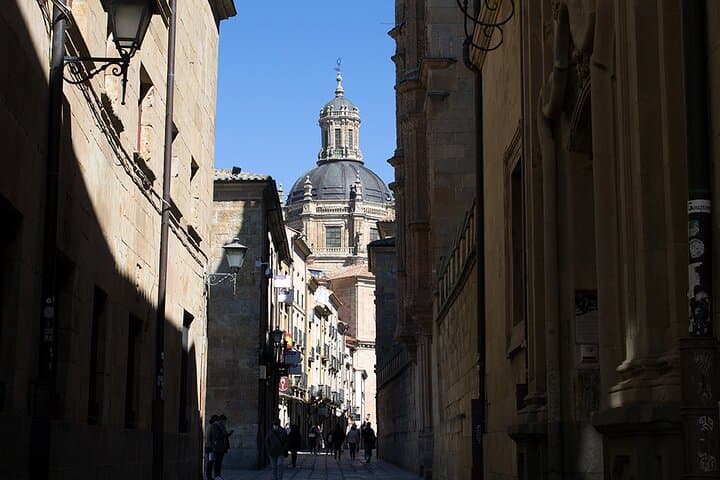 Cycle Salamanca: 2-Hour Historic Bike Tour from Plaza Mayor photo 2
