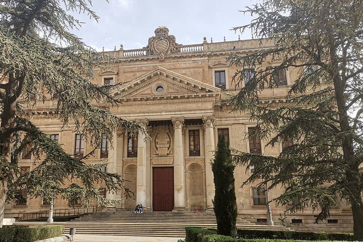 Cycle Salamanca: 2-Hour Historic Bike Tour from Plaza Mayor photo 5