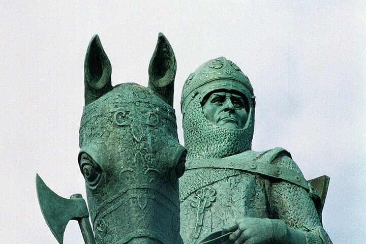 Braveheart Private Day Tour: Stirling Castle, Bannockburn & Wallace Monument from Edinburgh photo 2