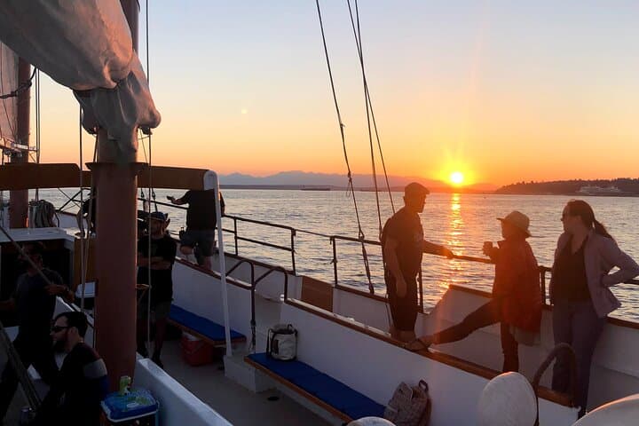 Evening Colors Sunset Sail: Tall Ship Sunset Cruise on Seattle's Elliott Bay photo 2