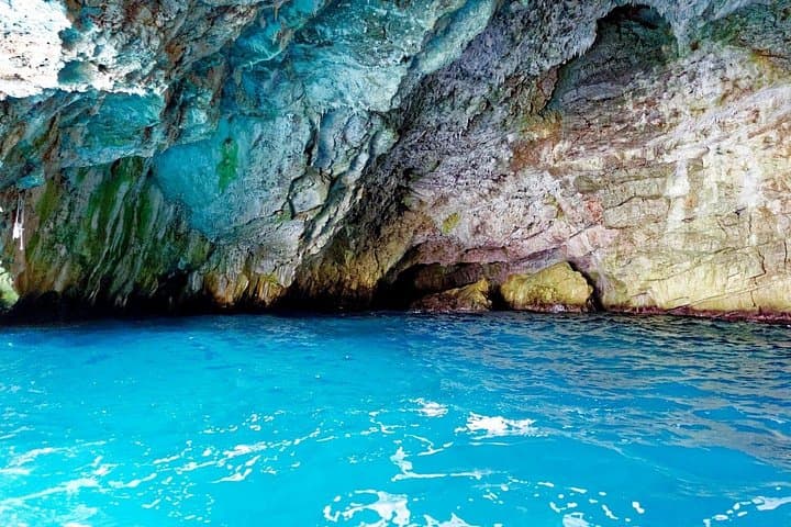 Blue Hole Mineral Spring Half-Day Tour from Negril — Swim, Hike & Cliff Jump photo 2
