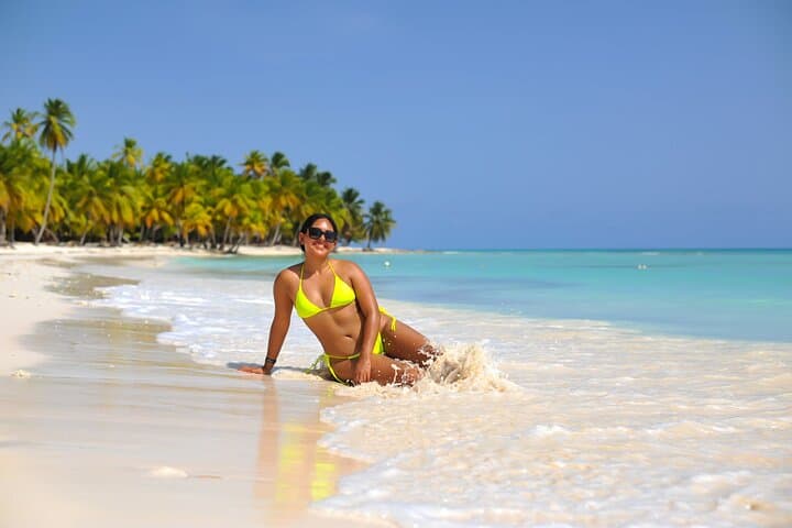 Full-Day Isla Saona Excursion from Punta Cana — Catamaran, Natural Pool & Beach photo 5