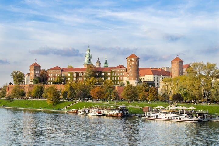 Self-Guided e-Scavenger Hunt in Krakow — Old Town Walking Game photo 6