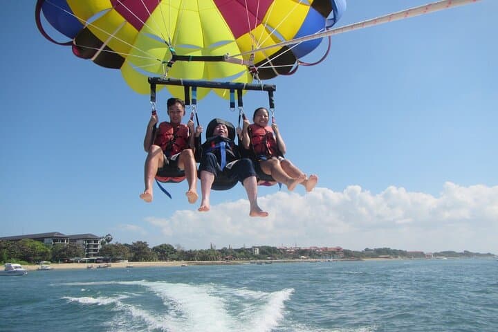 Bali Marine 3: Parasailing, Sea Walker & Flyboard in Tanjung Benoa