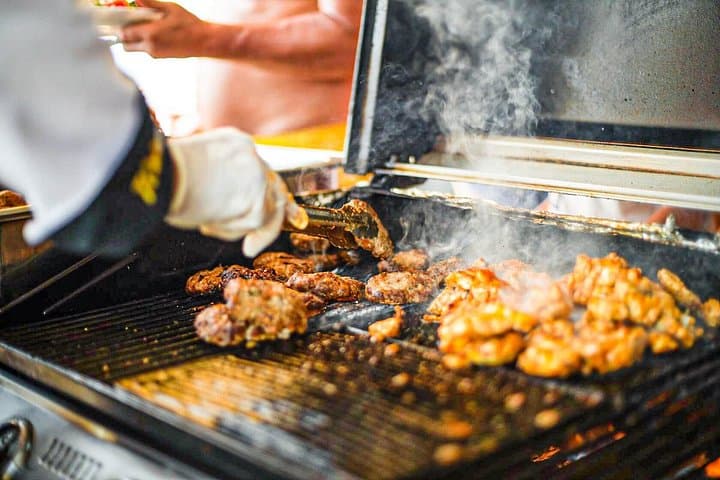 Half-Day Wave Dancer BBQ Cruise to Coral Bay: Swim, Snorkel & Live Music photo 2