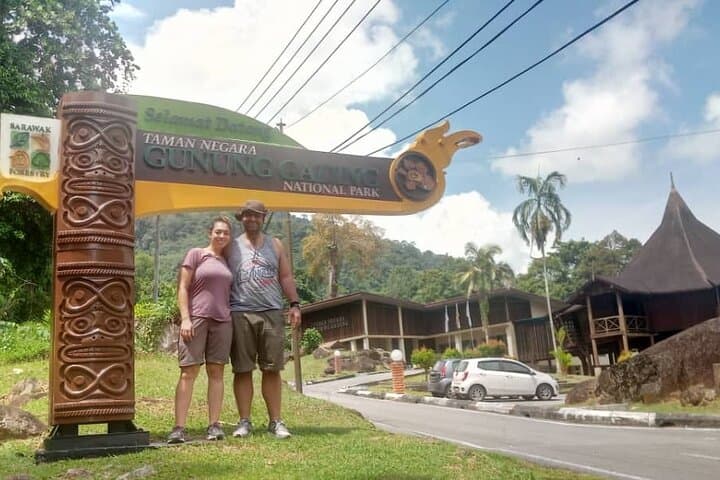 Semenggoh Orangutan Center and Sarawak Sunset River Cruise: Day Trip from Kuching photo 6