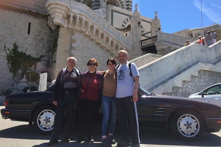 Marseille Private Tour: 4-Hour Highlights Drive to Notre-Dame de la Garde, Corniche Kennedy & Palais Longchamp photo 6