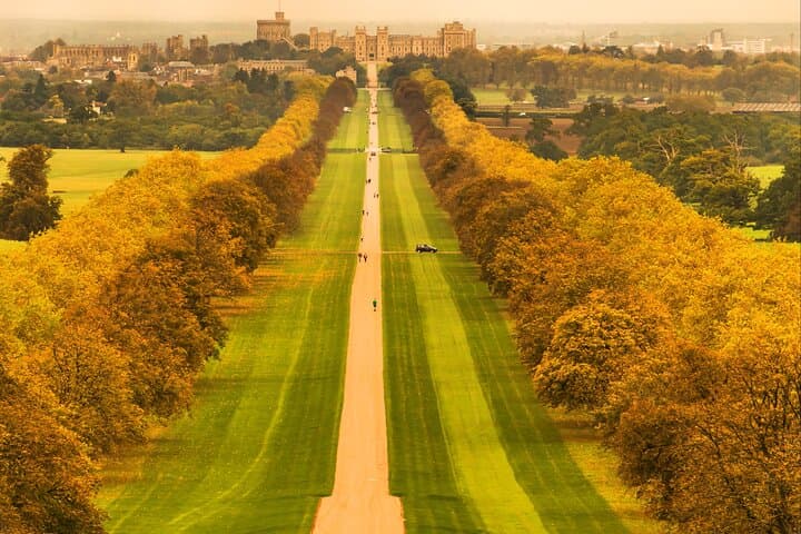 Private Tour: Windsor Castle, Stonehenge & Bath Day Trip from London photo 3