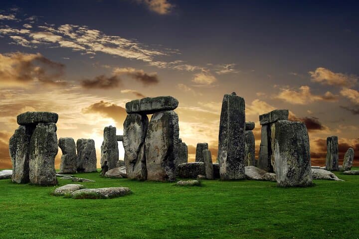Private Tour: Windsor Castle, Stonehenge & Bath Day Trip from London photo 5
