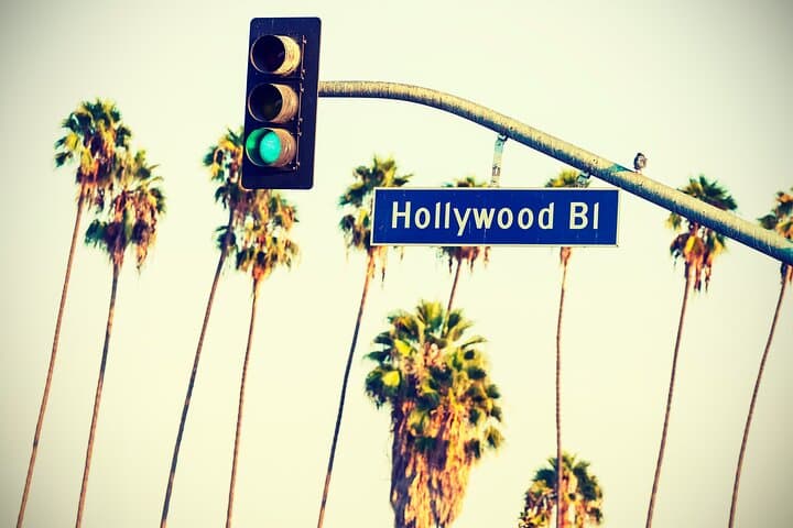 Ghosts of Hollywood Night Walking Tour: Haunted History of Hollywood Boulevard