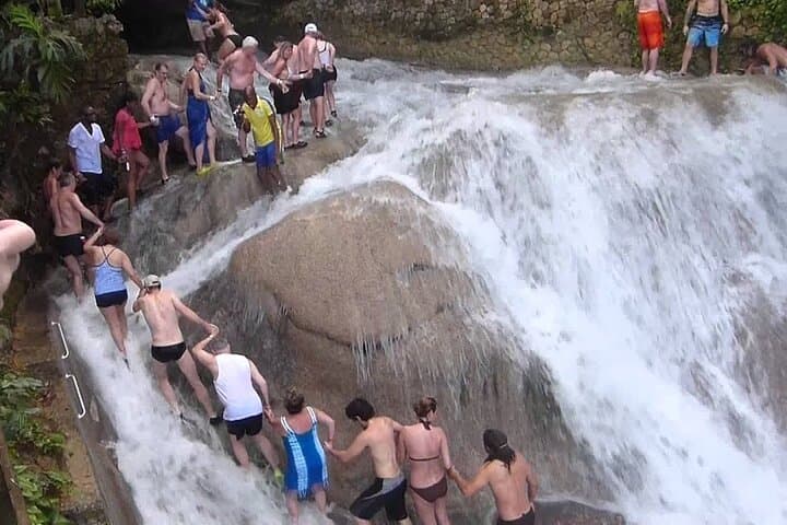 Private Dunn's River Falls Climb: Day Adventure from Montego Bay photo 6