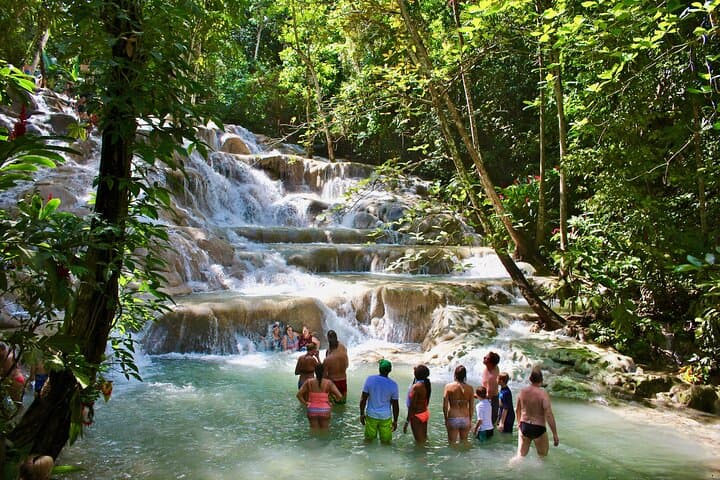 Private Dunn's River Falls Climb: Day Adventure from Montego Bay