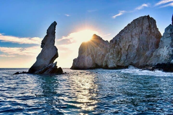 Glass-Bottom Boat to Land's End: Cabo San Lucas Arch & Divorce Beach Cruise photo 5