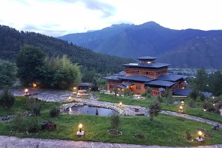 9-Day Authentic Bhutan Tour: Paro, Thimphu & Tiger's Nest Hike