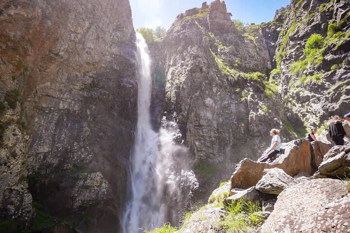 Kazbegi Day Trip — Hike to Gveleti Waterfall, Gergeti & Ananuri on the Georgian Military Highway