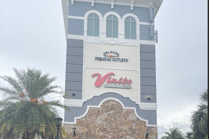 Orlando Private City Sightseeing Tour — Wekiwa Springs, ICON Park & Disney Springs photo 4