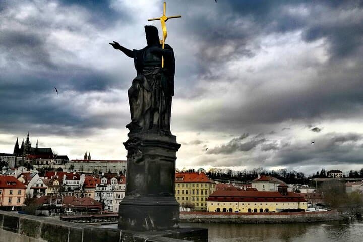 Private Prague Walking Tour: Old Town, Charles Bridge & Castle in 2 Hours photo 4